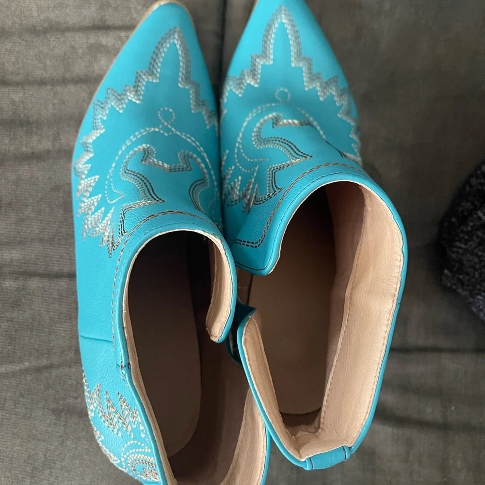 Brand new teal cowboy boots / booties - Picture 3 of 4